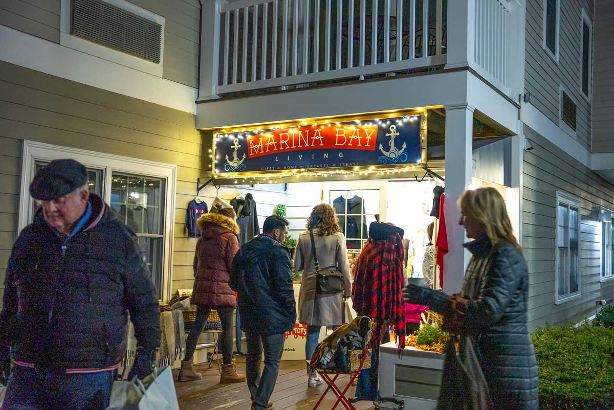 marina bay living at christmas